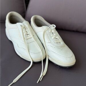 Vintage Cream Sneakers